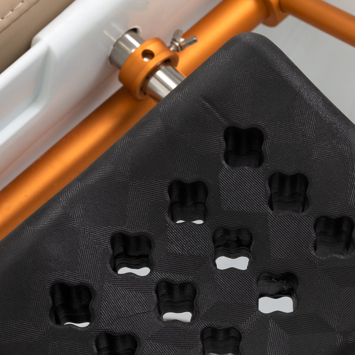 Gabbiano Head Spa Maldiverne vaskestol i beige – luksus og komfort til moderne saloner.