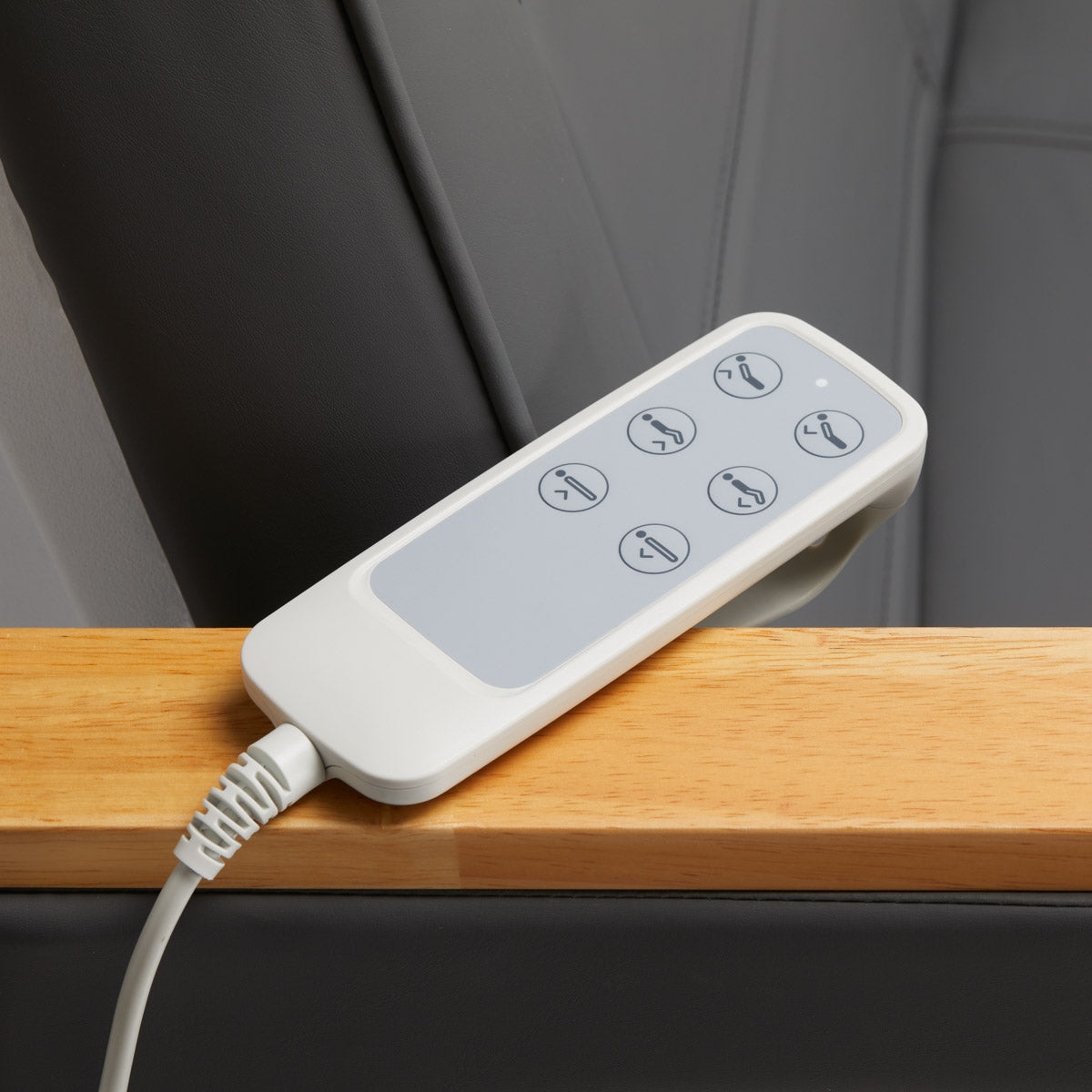 Sillon Lux kosmetikstol – elektrisk model i sort, ideel til behandlinger i professionelle klinikker.