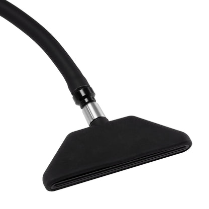 Vandfaldsarmatur til frisørvaskestation i sort og krom – elegant og effektiv vandtilførsel.